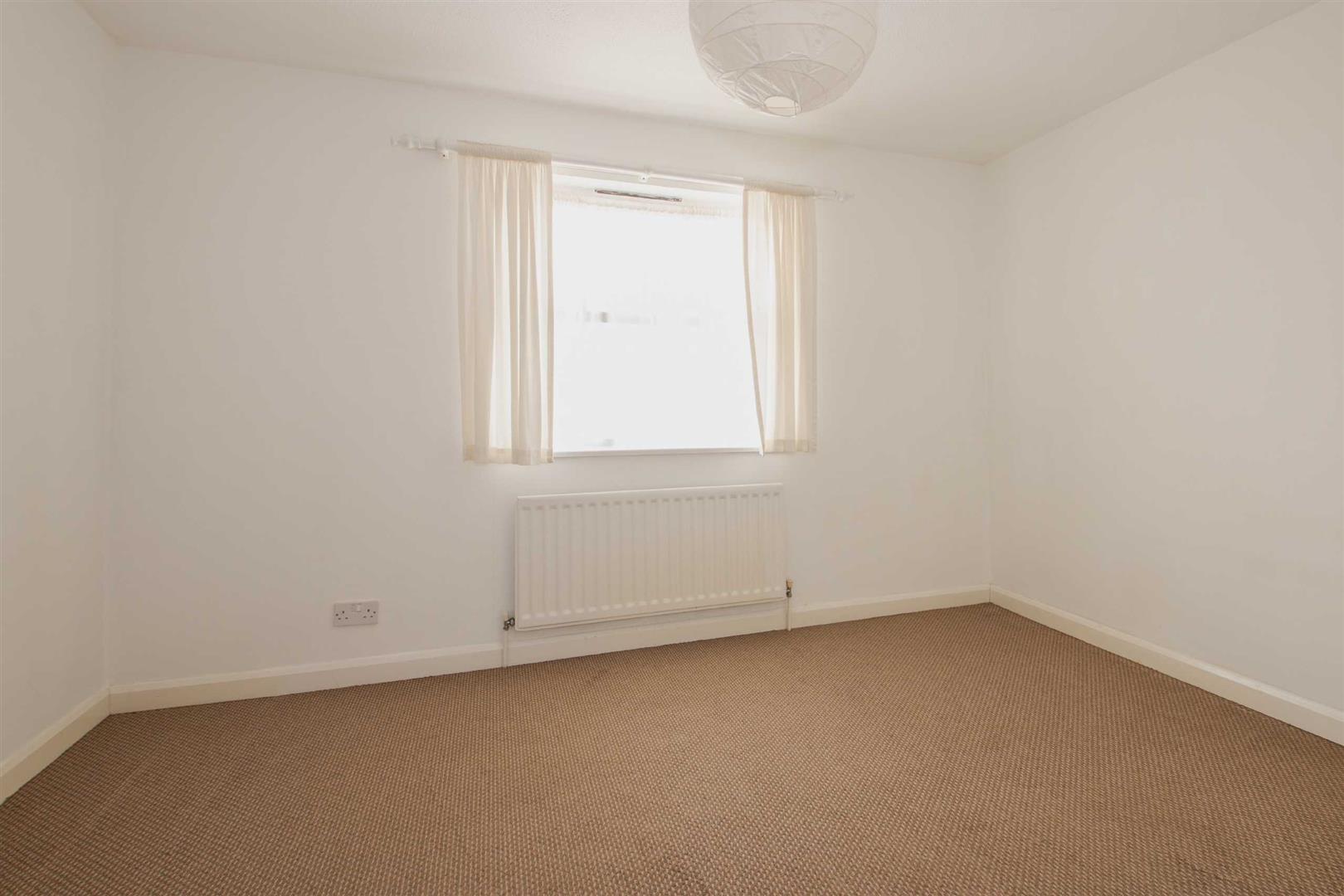 Underwood Place, Oldbrook, Milton Keynes